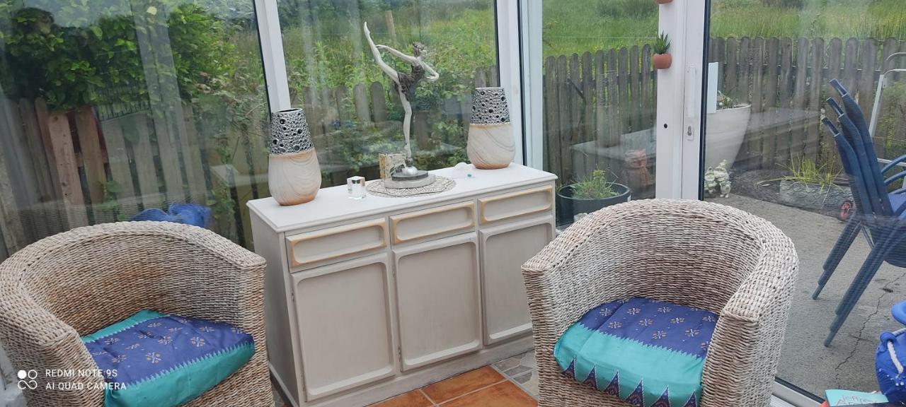 Cozy Cottage Retreat In Listowel Pet Friend Eksteriør bilde